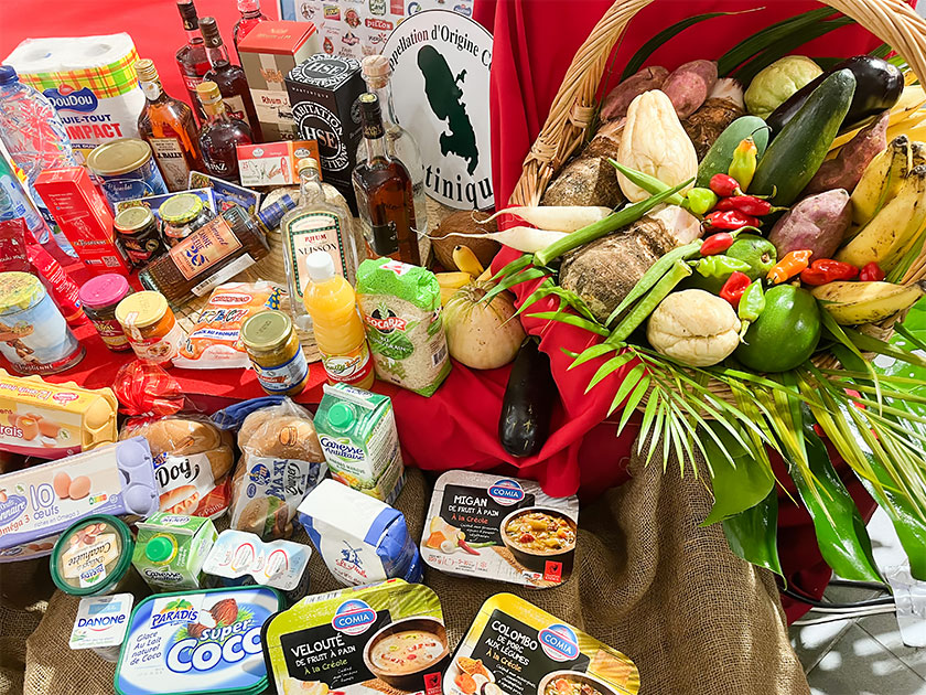 Ensemble de produits issus de la production locale de Martinique